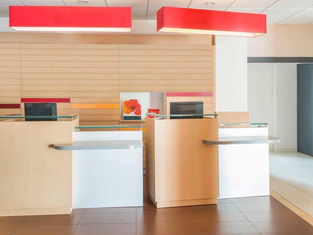 Hotel Ibis Cholet Exterior foto